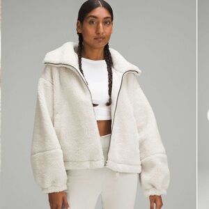 NWT Lululemon cinchable fleece zip up
